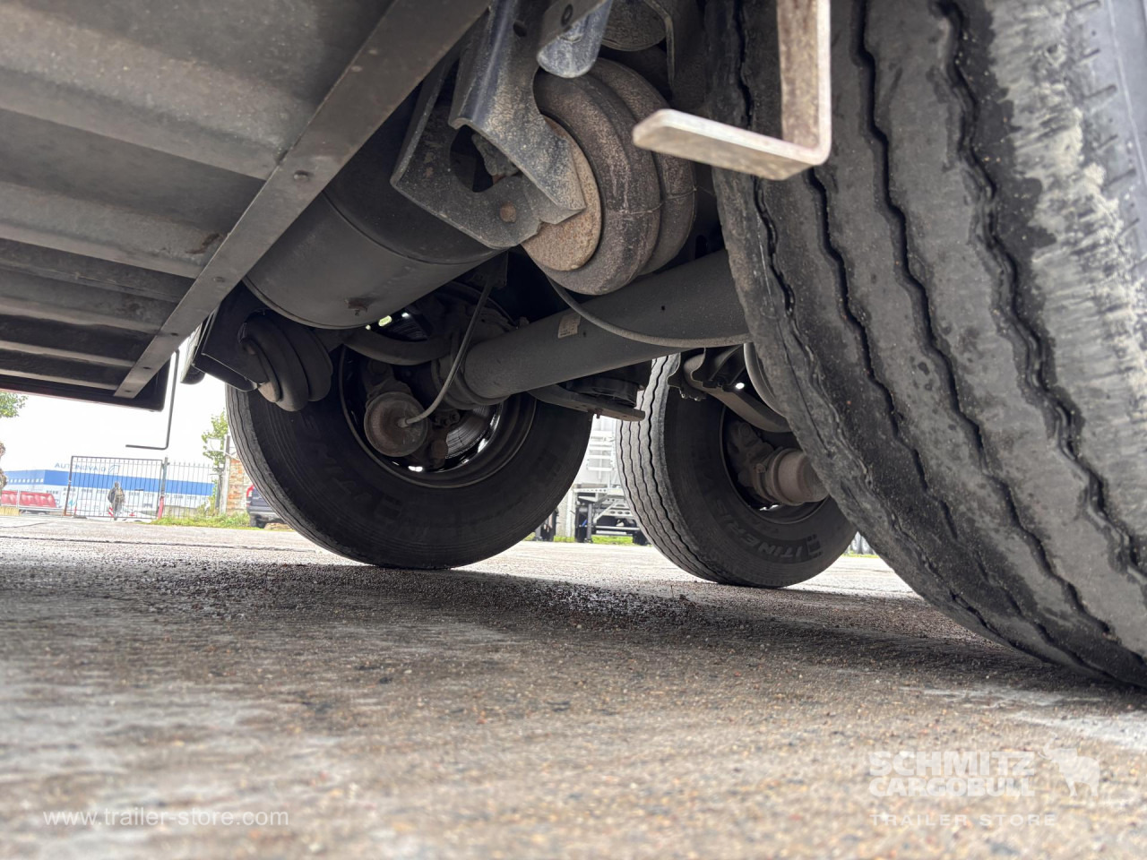 SCHMITZ Напівпричіп Стандартний - Isothermal semi-trailer: picture 2 SCHMITZ Напівпричіп Стандартний - Isothermal semi-trailer: picture 2