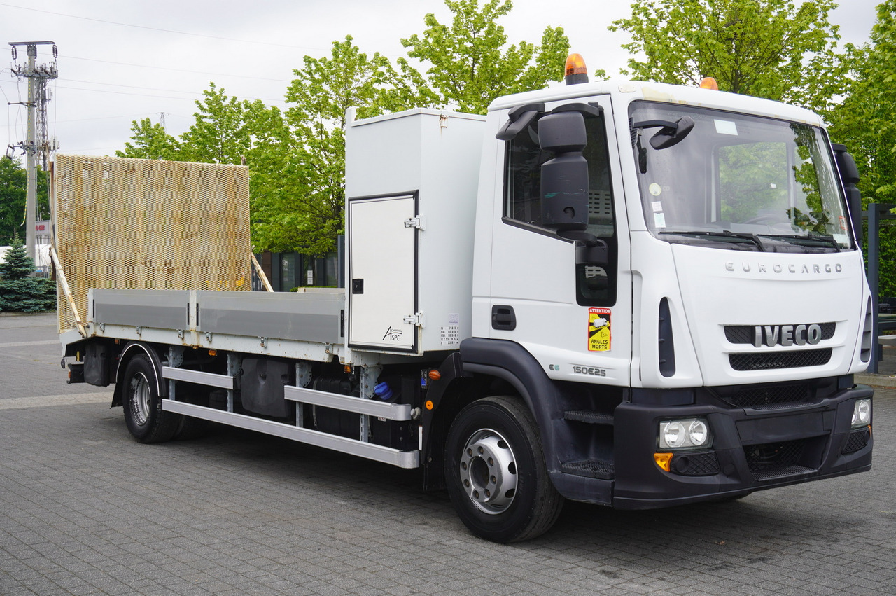 Iveco Eurocargo 150 E25 / 90 tho. km !!! / Tow truck - Tow truck: picture 3 Iveco Eurocargo 150 E25 / 90 tho. km !!! / Tow truck - Tow truck: picture 3