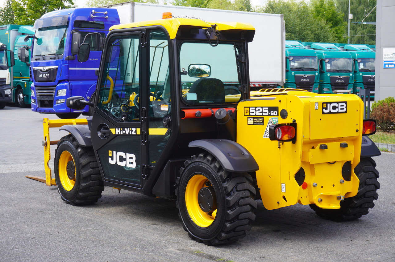 JCB 525-60T5 / 2022 / 860 MTH! / 2.5 T / Reach 6 m / joystick - Telescopic handler: picture 4 JCB 525-60T5 / 2022 / 860 MTH! / 2.5 T / Reach 6 m / joystick - Telescopic handler: picture 4