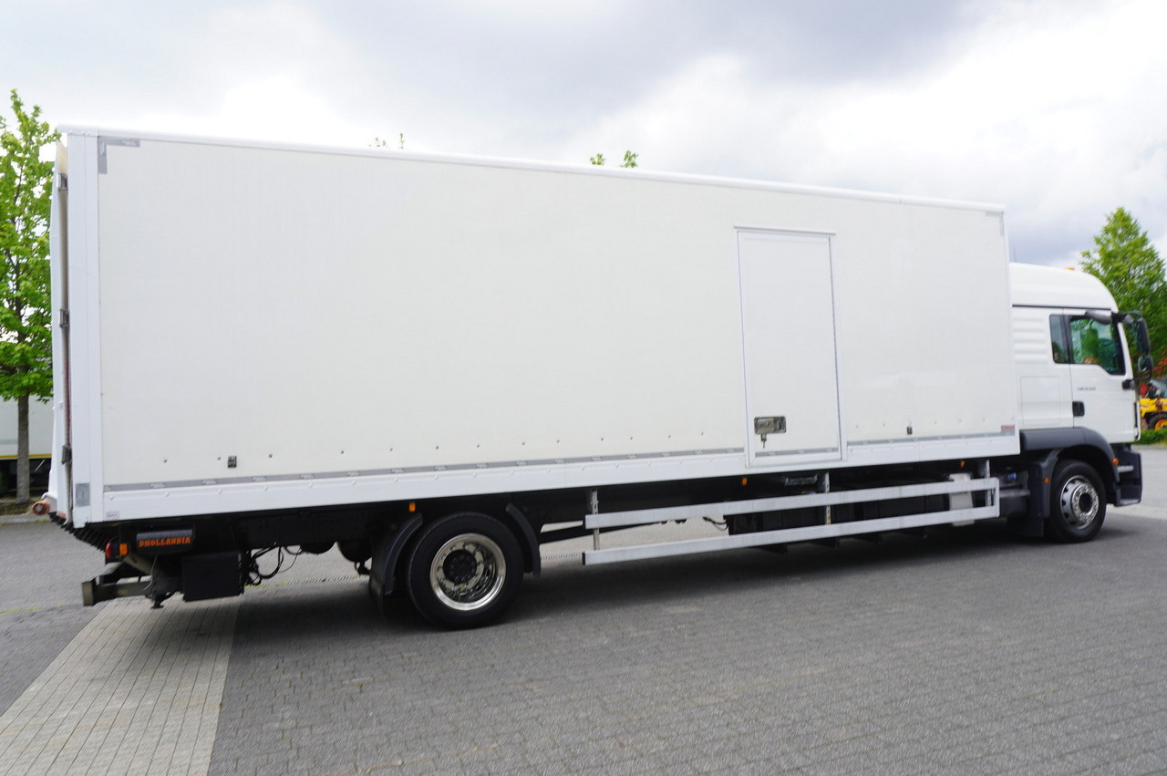 MAN TGM 18.320 / 21 EPAL box / 180 tho. km / Dhollandia 2500 kg / sleeping cab - Box truck: picture 2 MAN TGM 18.320 / 21 EPAL box / 180 tho. km / Dhollandia 2500 kg / sleeping cab - Box truck: picture 2