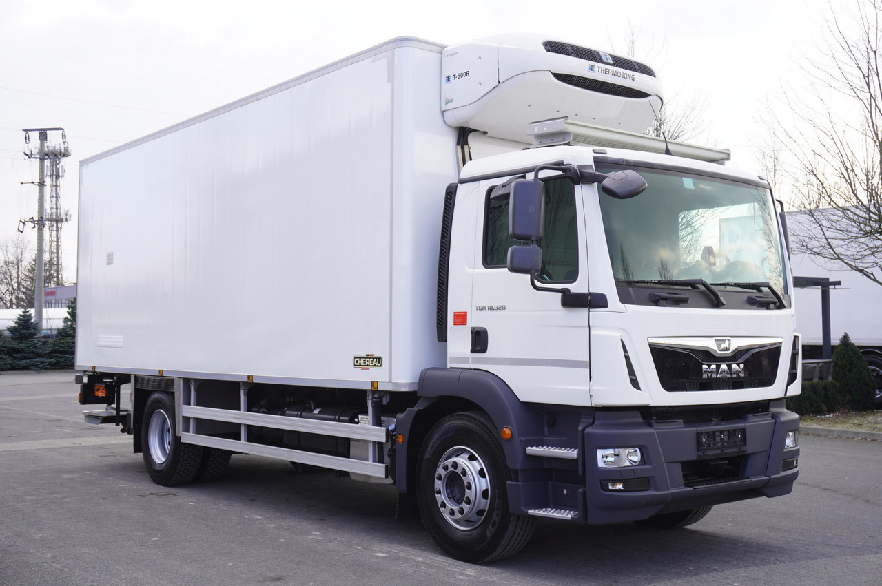 MAN TGM 18.320 / CHEREAU meat hook refrigerator / Carcass elevator - Refrigerated truck: picture 1 MAN TGM 18.320 / CHEREAU meat hook refrigerator / Carcass elevator - Refrigerated truck: picture 1