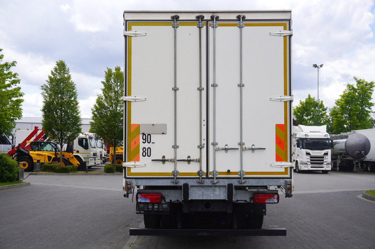 MAN TGS 18.440 / 19 EPAL curtainsider / Sleeper cab - Curtain side truck: picture 3 MAN TGS 18.440 / 19 EPAL curtainsider / Sleeper cab - Curtain side truck: picture 3