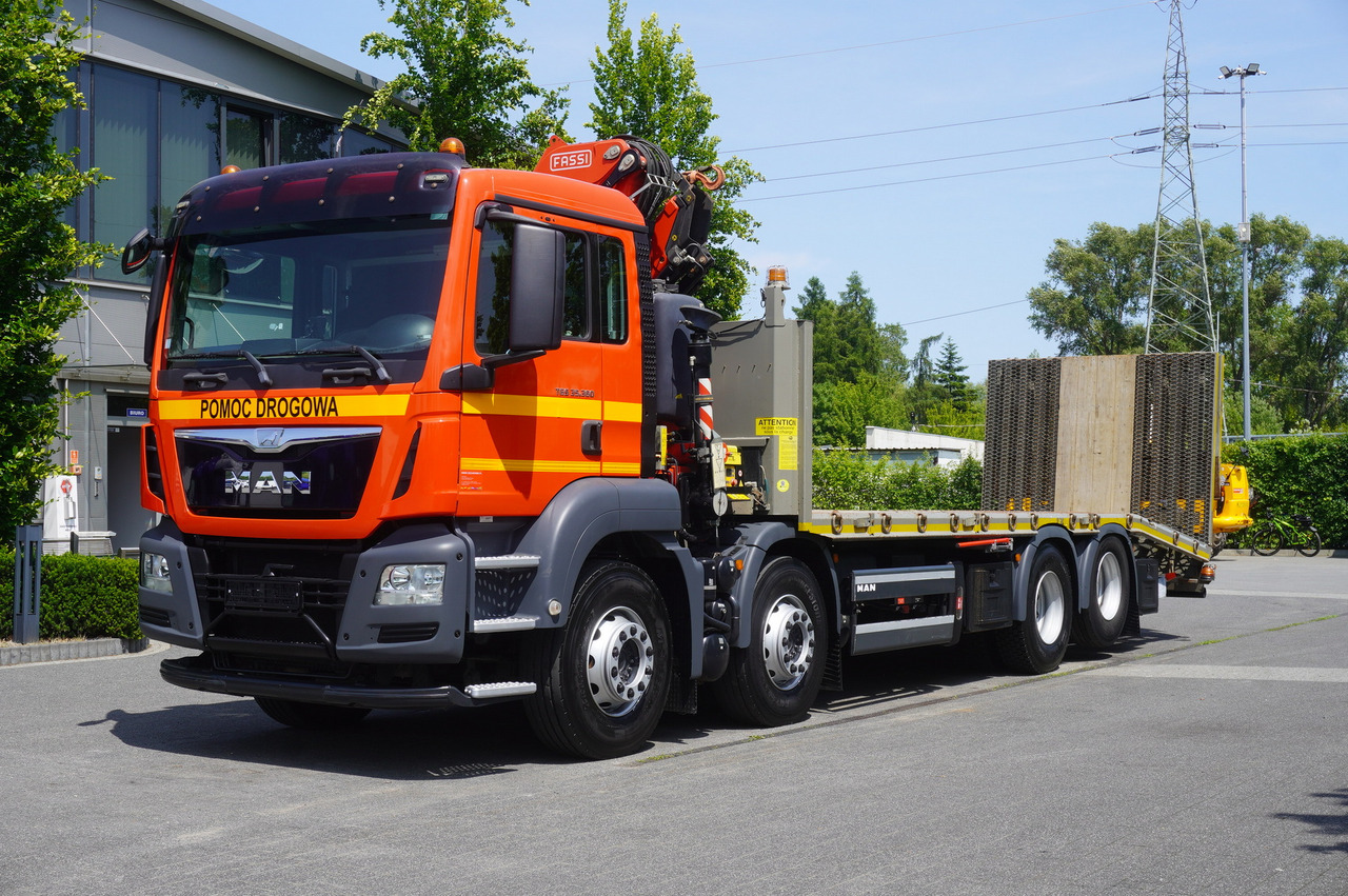 MAN TGS 35.360 E6 8x2 / FASSI F235 crane / 6.5 T cap. / 8.3 m reach - Car transporter truck, Crane truck: picture 3 MAN TGS 35.360 E6 8x2 / FASSI F235 crane / 6.5 T cap. / 8.3 m reach - Car transporter truck, Crane truck: picture 3