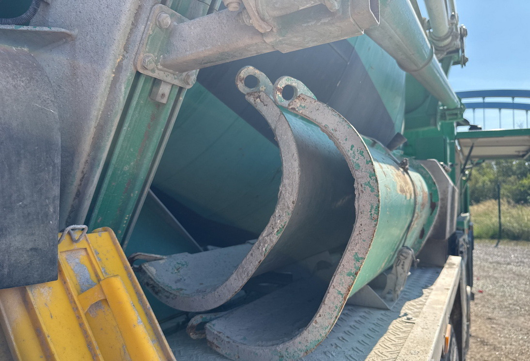 Concrete mixer truck MAN TGS 35.480 8x4 Concrete Mixer Pump truck / Putzmeister M24-3 / 1600 MTH!: picture 9