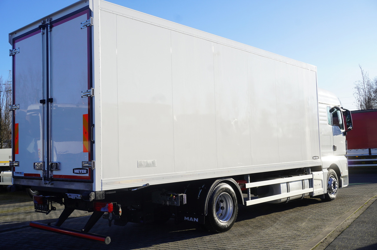 MAN TGX 18.430 E6 / Meyer 19 EPAL refrigerator / Sleeper cab - Refrigerated truck: picture 3 MAN TGX 18.430 E6 / Meyer 19 EPAL refrigerator / Sleeper cab - Refrigerated truck: picture 3