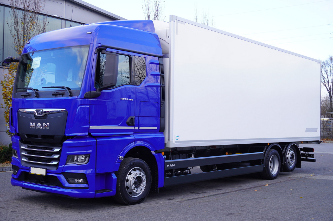 MAN TGX 26.400 / IGLOOCAR 20 pallets / Carrier Supra 1250 Silent - Refrigerated truck: picture 2 MAN TGX 26.400 / IGLOOCAR 20 pallets / Carrier Supra 1250 Silent - Refrigerated truck: picture 2