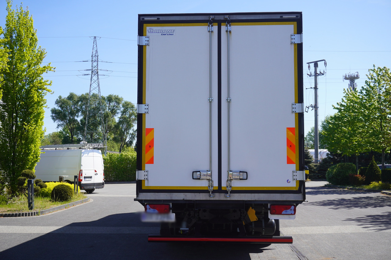 MAN TGX 26.510 / 2022 / New Krone refrigerator bitemperature / Dopplestock / Carrier Supra 1150 MT / 4 units - Refrigerated truck: picture 3 MAN TGX 26.510 / 2022 / New Krone refrigerator bitemperature / Dopplestock / Carrier Supra 1150 MT / 4 units - Refrigerated truck: picture 3