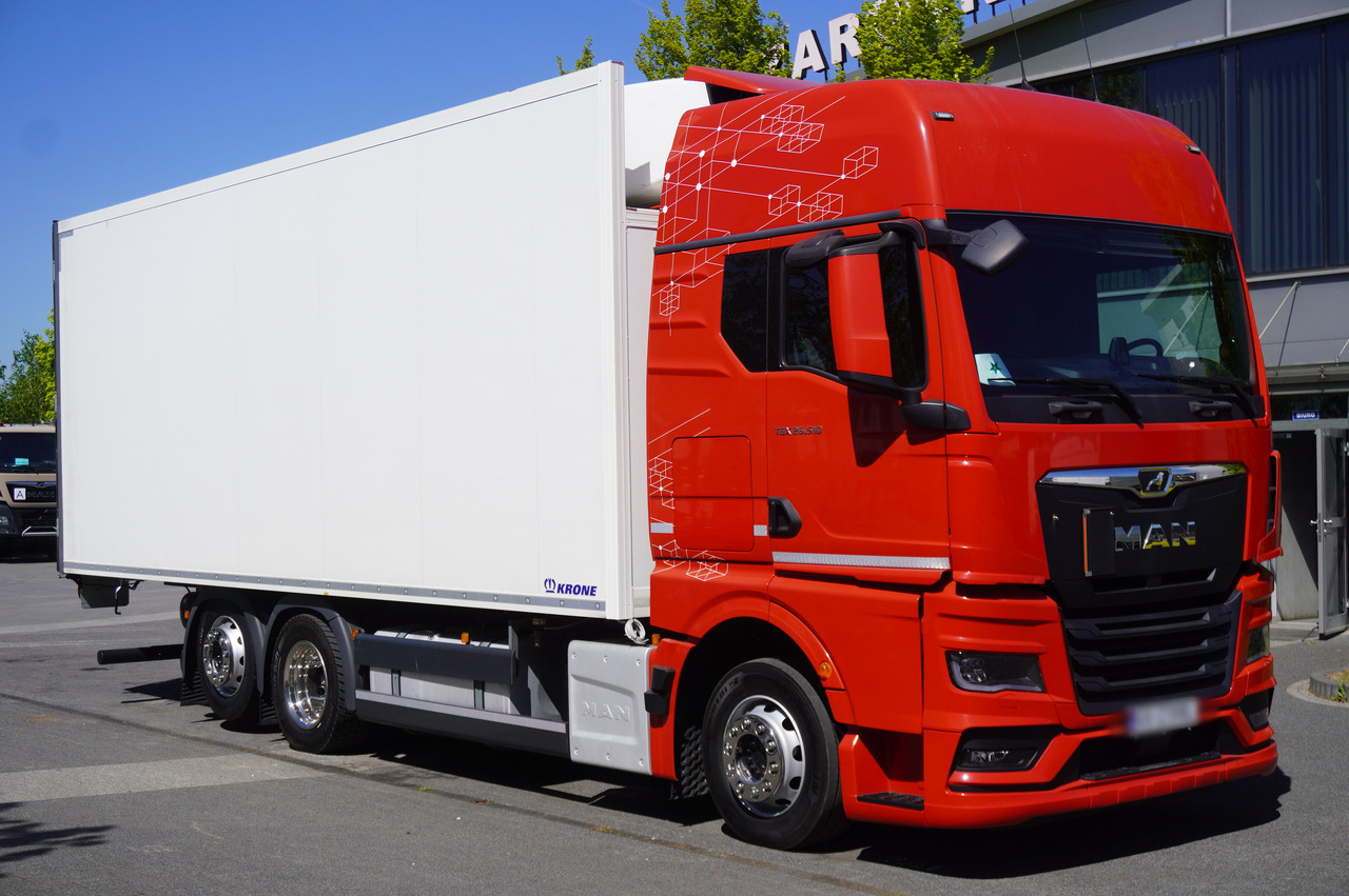 MAN TGX 26.510 / 2022 / New Krone refrigerator bitemperature / Dopplestock / Carrier Supra 1150 MT / 4 units - Refrigerated truck: picture 1 MAN TGX 26.510 / 2022 / New Krone refrigerator bitemperature / Dopplestock / Carrier Supra 1150 MT / 4 units - Refrigerated truck: picture 1
