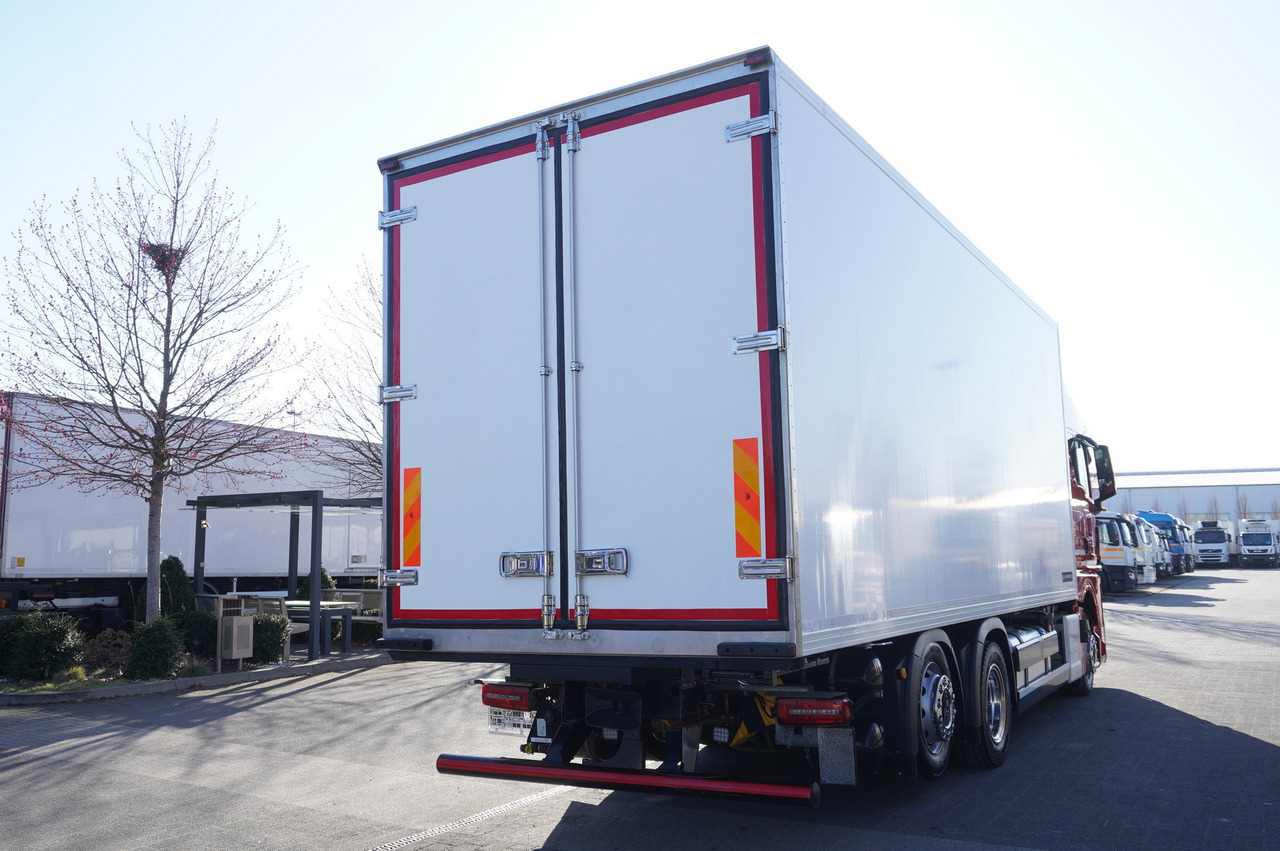 MAN TGX 26.510 / 2022 / New Lamberet refrigerator bitemperature/ Carrier Supra 1150 MT / 4 units - Refrigerated truck: picture 4 MAN TGX 26.510 / 2022 / New Lamberet refrigerator bitemperature/ Carrier Supra 1150 MT / 4 units - Refrigerated truck: picture 4