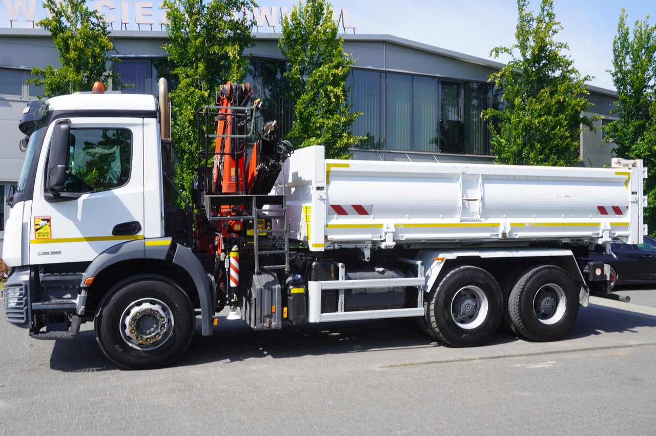 MERCEDES-BENZ AROCS 2636 / Fassi F155A.0.22 crane 6t / 120 tho. km / 3-sided dump truck / 2 x Bordmatic - Dropside/ Flatbed truck, Crane truck: picture 4 MERCEDES-BENZ AROCS 2636 / Fassi F155A.0.22 crane 6t / 120 tho. km / 3-sided dump truck / 2 x Bordmatic - Dropside/ Flatbed truck, Crane truck: picture 4