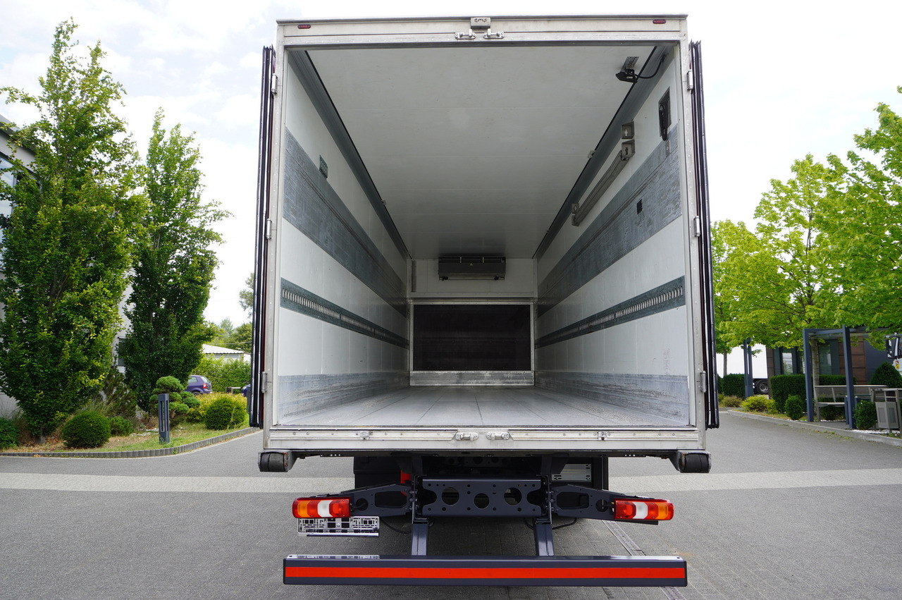 MERCEDES-BENZ Actros 1824 / Refrigerator 22 EPAL / Carrier Supra 850 / Sleeping cabin - Refrigerated truck: picture 5 MERCEDES-BENZ Actros 1824 / Refrigerator 22 EPAL / Carrier Supra 850 / Sleeping cabin - Refrigerated truck: picture 5