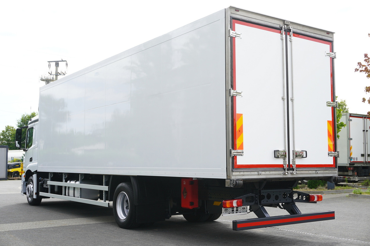 MERCEDES-BENZ Actros 1824 / Refrigerator 22 EPAL / Carrier Supra 850 / Sleeping cabin - Refrigerated truck: picture 3 MERCEDES-BENZ Actros 1824 / Refrigerator 22 EPAL / Carrier Supra 850 / Sleeping cabin - Refrigerated truck: picture 3