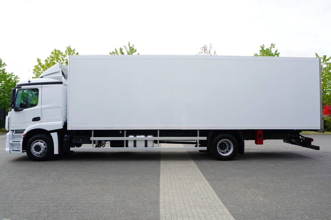 MERCEDES-BENZ Actros 1824 / Refrigerator 22 EPAL / Carrier Supra 850 / Sleeping cabin - Refrigerated truck: picture 2 MERCEDES-BENZ Actros 1824 / Refrigerator 22 EPAL / Carrier Supra 850 / Sleeping cabin - Refrigerated truck: picture 2