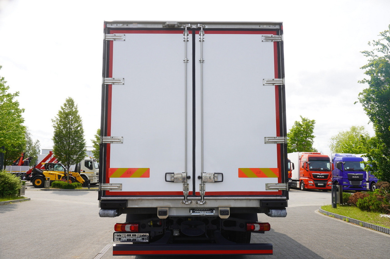 MERCEDES-BENZ Actros 2543 / Lecapitaine Refrigerator Multitemperature / Carrier Supra 950 MT - Refrigerated truck: picture 3 MERCEDES-BENZ Actros 2543 / Lecapitaine Refrigerator Multitemperature / Carrier Supra 950 MT - Refrigerated truck: picture 3