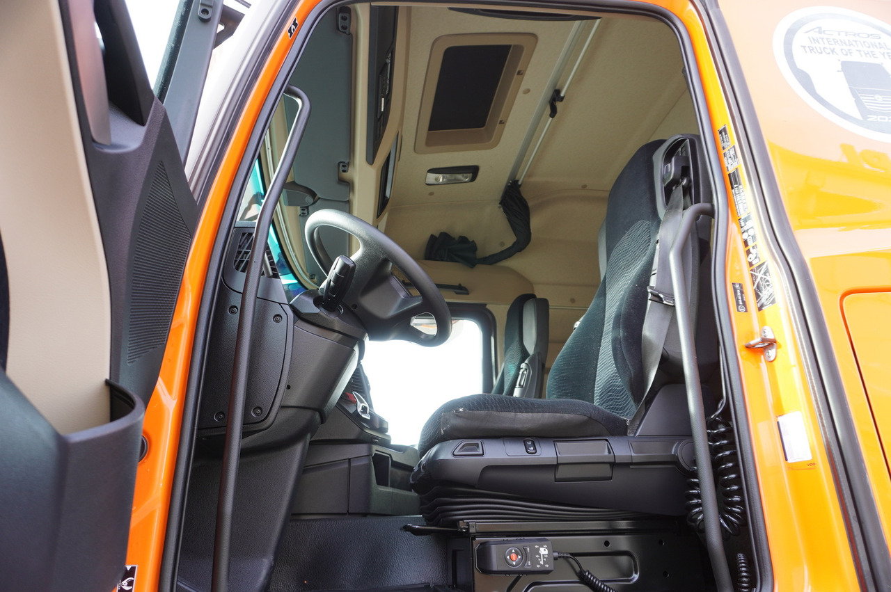 Leasing of MERCEDES-BENZ Actros 2545 6×2 MP5 / FULL ADR / Curtainsider 17 EPAL MERCEDES-BENZ Actros 2545 6×2 MP5 / FULL ADR / Curtainsider 17 EPAL: picture 20