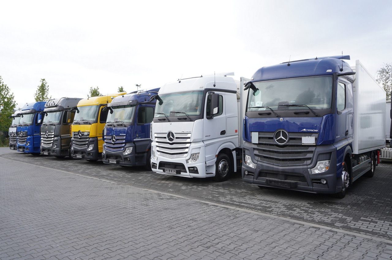 MERCEDES-BENZ Actros 2545 / Multitemperature Refrigerator / several units - Refrigerated truck: picture 2 MERCEDES-BENZ Actros 2545 / Multitemperature Refrigerator / several units - Refrigerated truck: picture 2