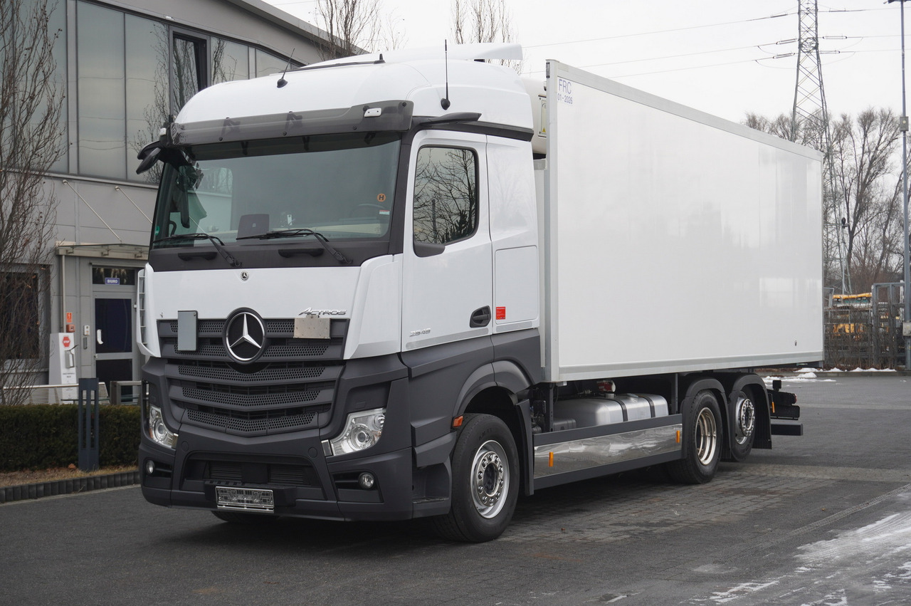 MERCEDES-BENZ Actros 2545 / Zaibas meat hook refrigerator 18 EPAL / 2022 - Refrigerated truck: picture 1 MERCEDES-BENZ Actros 2545 / Zaibas meat hook refrigerator 18 EPAL / 2022 - Refrigerated truck: picture 1