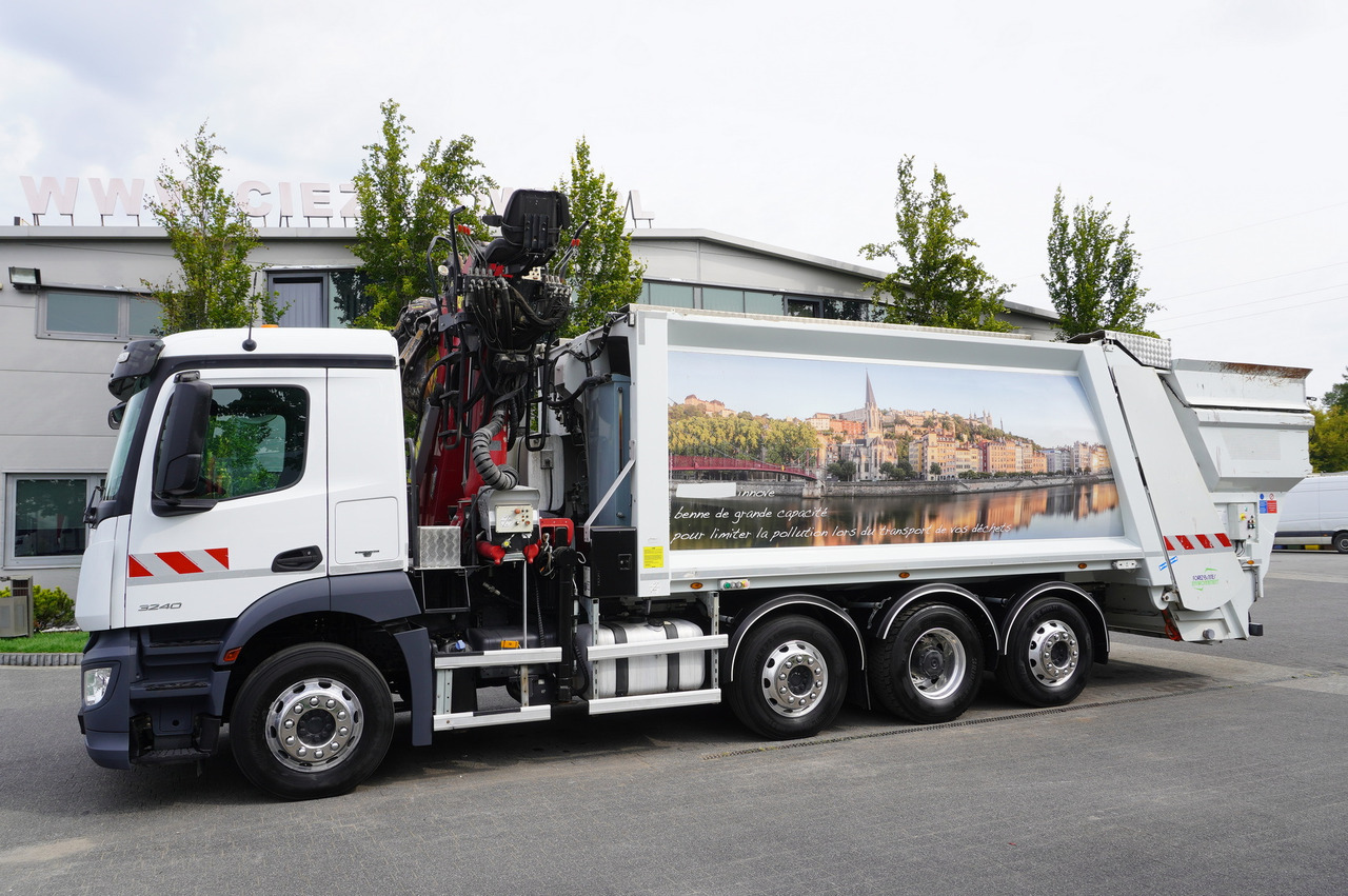 MERCEDES-BENZ Antos 3240 8x2 / Tajfun 5T crane / Farid Industries garbage truck/ 3 steered axles - Refuse truck: picture 5 MERCEDES-BENZ Antos 3240 8x2 / Tajfun 5T crane / Farid Industries garbage truck/ 3 steered axles - Refuse truck: picture 5