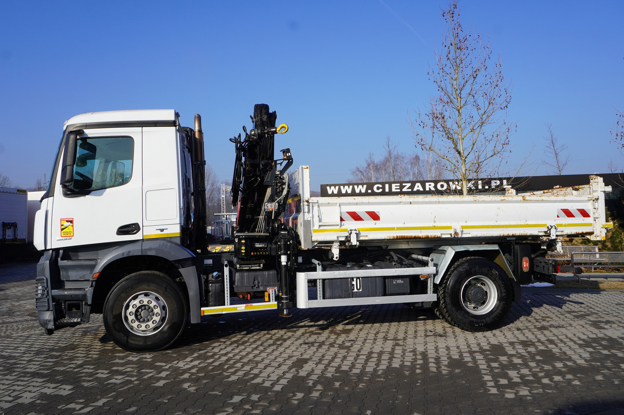 MERCEDES-BENZ Arocs 1833 / 87,000 km!!! / Hds HIAB X-DUO 128 B-2 / three-sided tipper - Dropside/ Flatbed truck, Crane truck: picture 4 MERCEDES-BENZ Arocs 1833 / 87,000 km!!! / Hds HIAB X-DUO 128 B-2 / three-sided tipper - Dropside/ Flatbed truck, Crane truck: picture 4