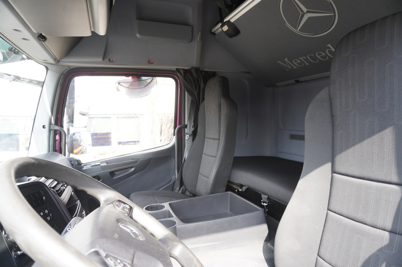 Car transporter truck MERCEDES-BENZ Atego 1224 / New galvanized tow truck: picture 20 Car transporter truck MERCEDES-BENZ Atego 1224 / New galvanized tow truck: picture 20