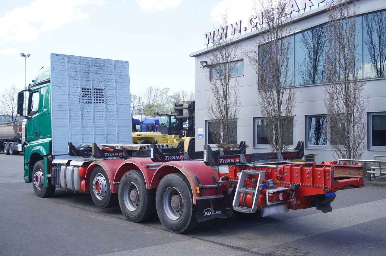 Mercedes-Benz Arocs 3563 8 × 4 / 630 HP / steered axle / Logging superstructure - Timber truck: picture 5 Mercedes-Benz Arocs 3563 8 × 4 / 630 HP / steered axle / Logging superstructure - Timber truck: picture 5