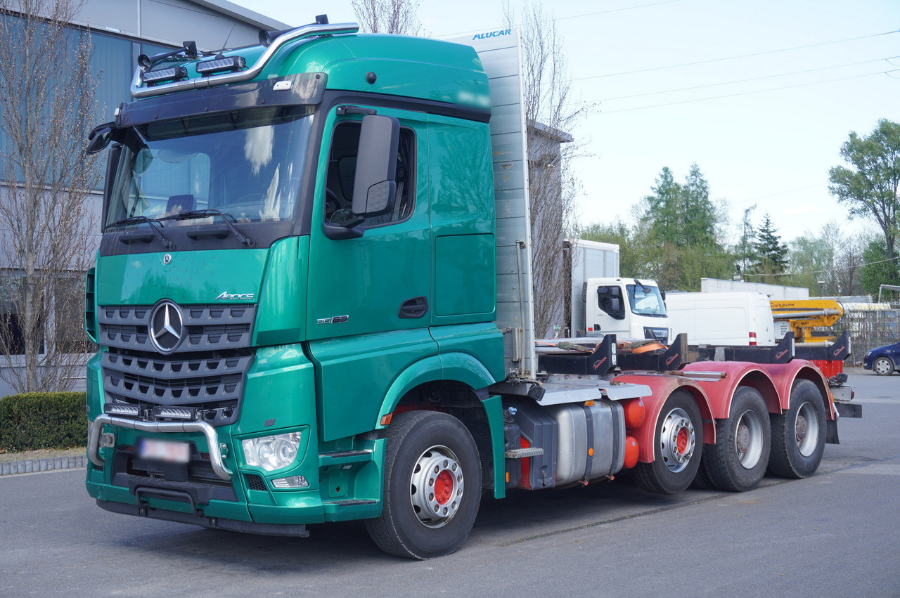 Mercedes-Benz Arocs 3563 8 × 4 / 630 HP / steered axle / Logging superstructure - Cab chassis truck: picture 3 Mercedes-Benz Arocs 3563 8 × 4 / 630 HP / steered axle / Logging superstructure - Cab chassis truck: picture 3