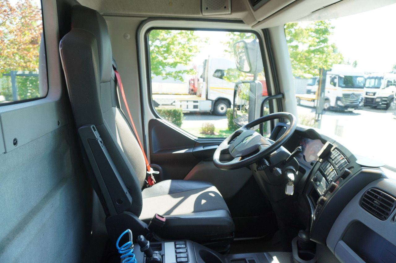 Crane truck RENAULT C320 P 4x2 / FASSI crane 6.2 T / range 10 m / Flatbed 15 EPAL / 50 tho. km!: picture 19 Crane truck RENAULT C320 P 4x2 / FASSI crane 6.2 T / range 10 m / Flatbed 15 EPAL / 50 tho. km!: picture 19