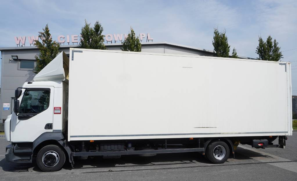 RENAULT Renault D12 E6 / Container 18 pallets / Lift - Box truck: picture 2 RENAULT Renault D12 E6 / Container 18 pallets / Lift - Box truck: picture 2