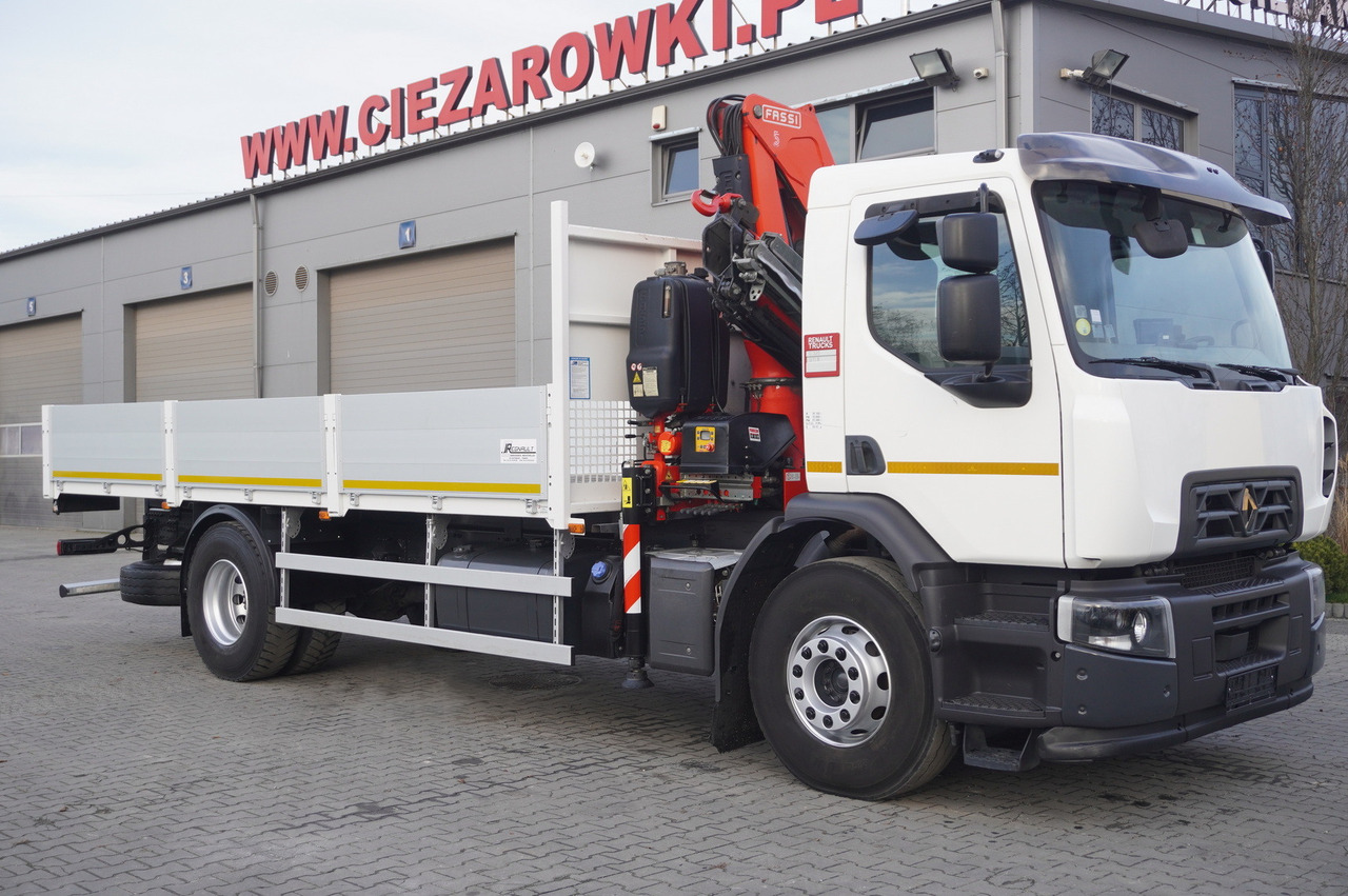 Renault C320 P4x2 E6 / Fassi 5.6 t / Range 8 m / Platform 15 EPAL - Dropside/ Flatbed truck, Crane truck: picture 2 Renault C320 P4x2 E6 / Fassi 5.6 t / Range 8 m / Platform 15 EPAL - Dropside/ Flatbed truck, Crane truck: picture 2
