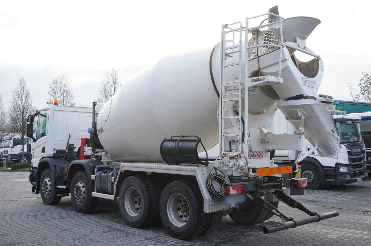 SCANIA P410 XT 8x4 / 80 tho. km!!! / SCHWING-STATTER AM 9 FHC 9 m3 concrete mixer - Concrete mixer truck: picture 4 SCANIA P410 XT 8x4 / 80 tho. km!!! / SCHWING-STATTER AM 9 FHC 9 m3 concrete mixer - Concrete mixer truck: picture 4