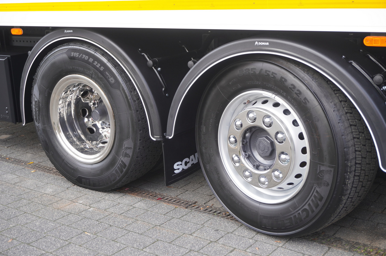 Refrigerated truck SCANIA R500 E6 6x2 / Lecapitaine 21 EPAL refrigerator / Carrier Supra 1150 / 2021 / steered axle: picture 12