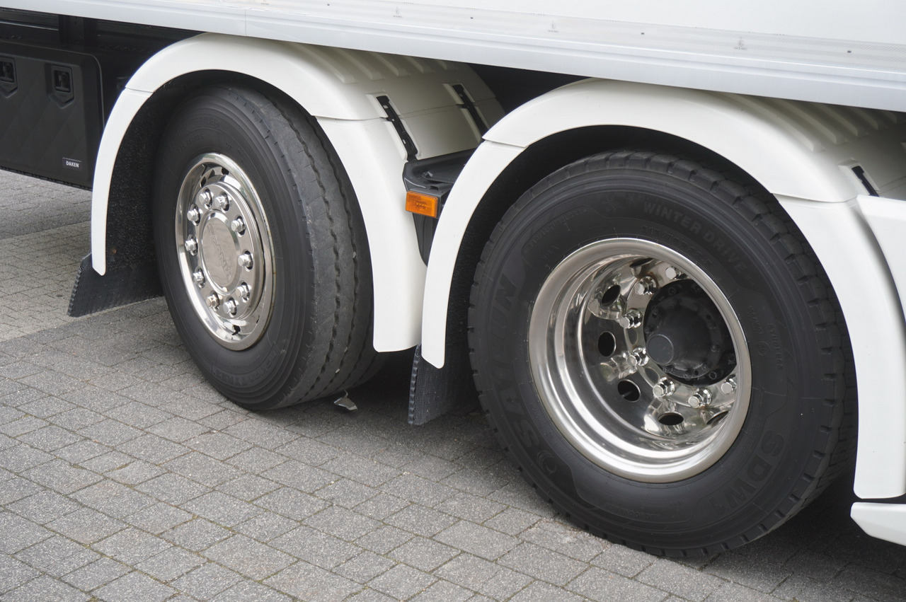 Refrigerated truck SCANIA R500 / Lecapitaine refrigerator / Carrier Supra 950 / steered 3rd axle: picture 13