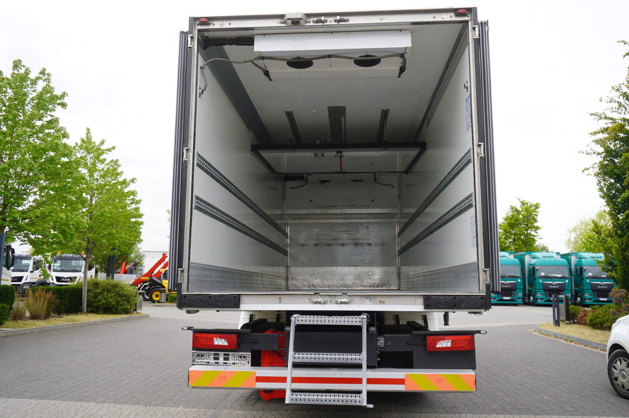 SCANIA R500 / Lecapitaine refrigerator / Carrier Supra 950 / steered 3rd axle - Refrigerated truck: picture 4 SCANIA R500 / Lecapitaine refrigerator / Carrier Supra 950 / steered 3rd axle - Refrigerated truck: picture 4