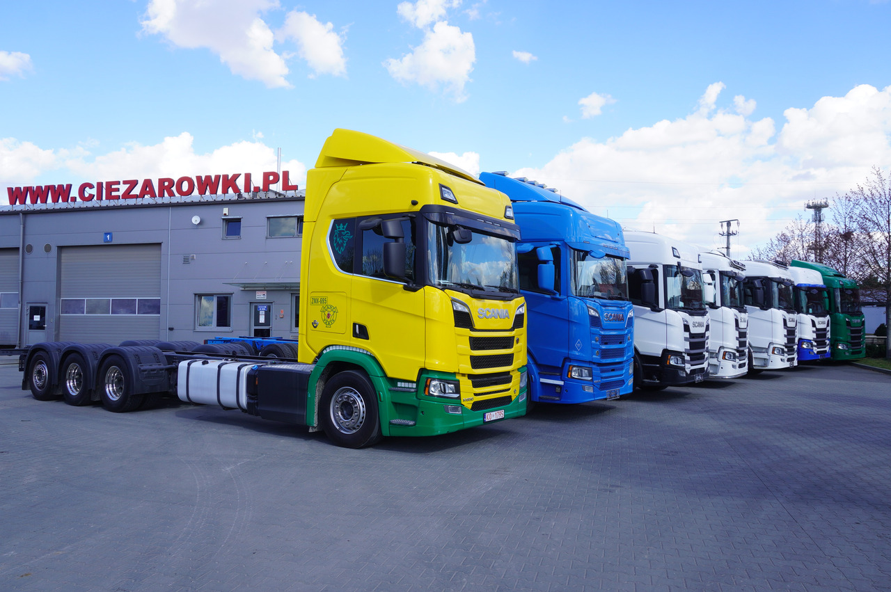 SCANIA R650 V8 / 650 HP/ frame 8.8 m / steered 4th axis / 20 units - Cab chassis truck: picture 1 SCANIA R650 V8 / 650 HP/ frame 8.8 m / steered 4th axis / 20 units - Cab chassis truck: picture 1