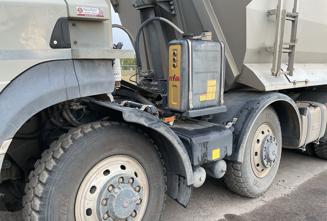 Rigid dumper/ Rock truck TATRA Phoenix 8x8 Twin-Steer Quad/A dump truck / 30 tho. km: picture 8
