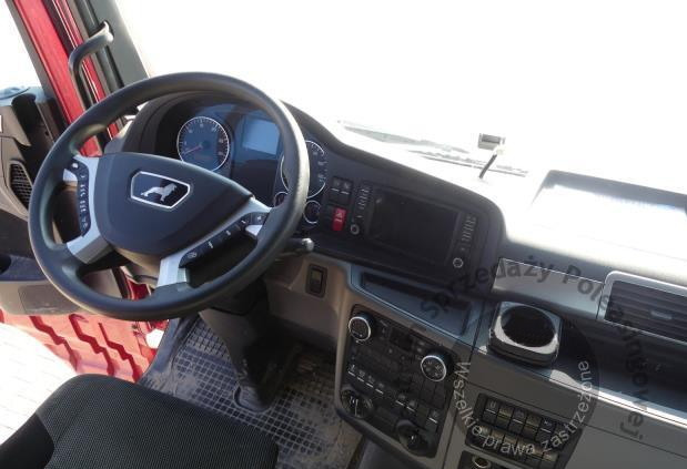 MAN TGX 18.510 4x4 tractor unit / 510 HP / Sleeper cab - Tractor unit: picture 5 MAN TGX 18.510 4x4 tractor unit / 510 HP / Sleeper cab - Tractor unit: picture 5