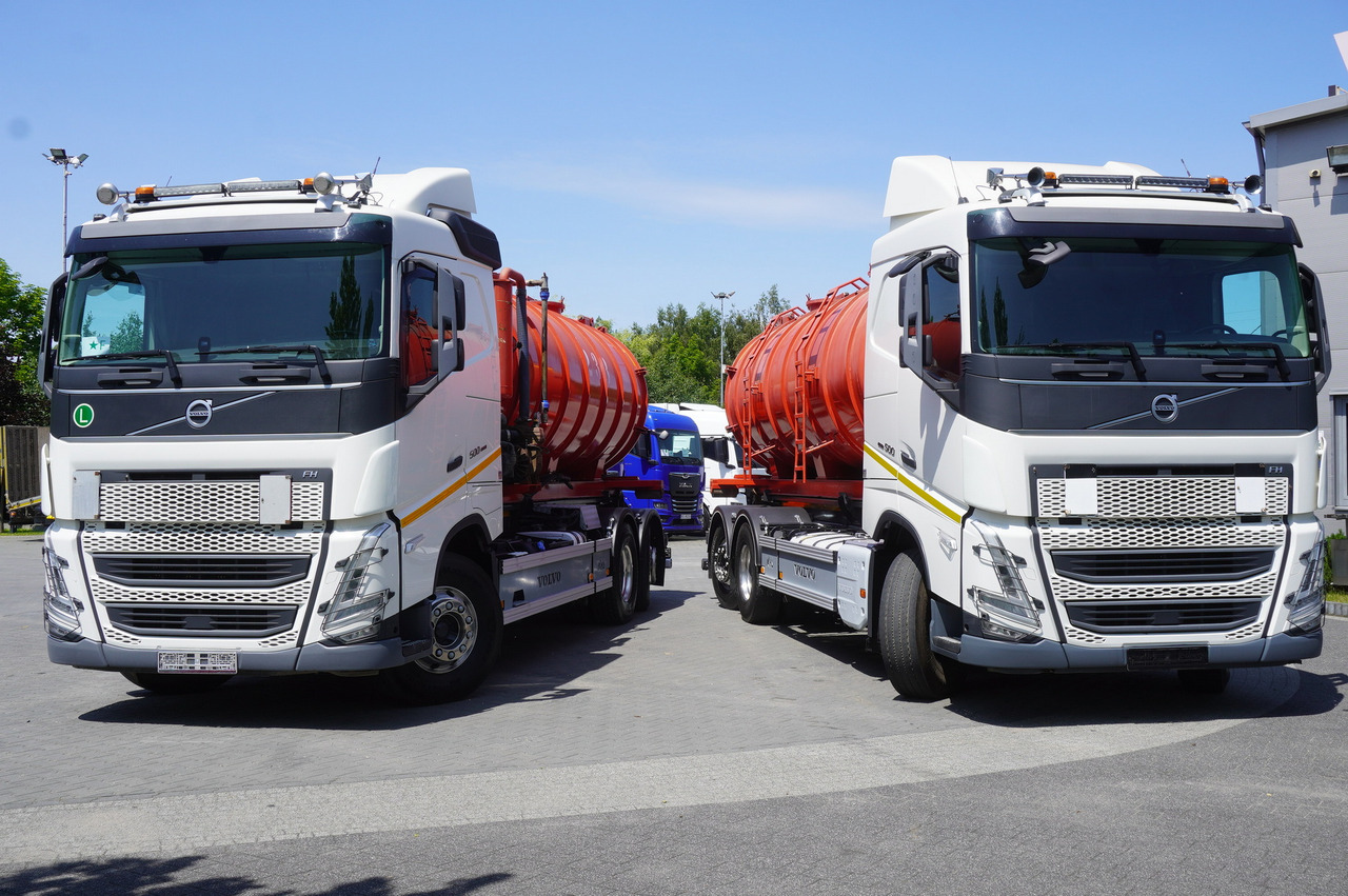 VOLVO Volvo FH 500 / Septic barrel 13000 l / Hook lift 21 t / 2022 / 3rd axle steered / 2 units - Slurry tanker: picture 3 VOLVO Volvo FH 500 / Septic barrel 13000 l / Hook lift 21 t / 2022 / 3rd axle steered / 2 units - Slurry tanker: picture 3