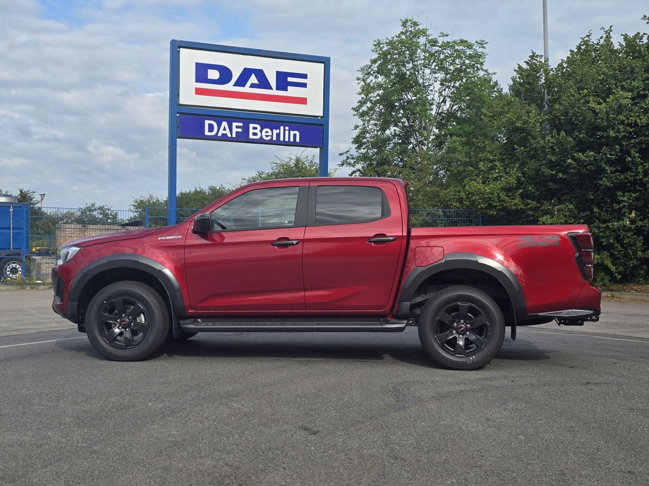 Isuzu D-Max V-Cross im Vorlauf 25er Modell - SUV: picture 1 Isuzu D-Max V-Cross im Vorlauf 25er Modell - SUV: picture 1