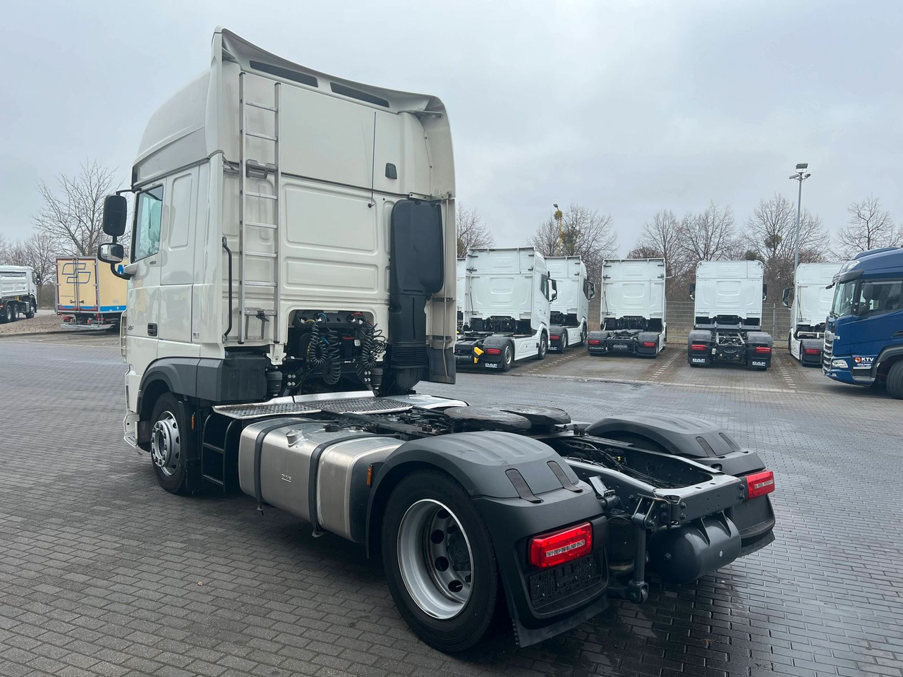DAF XF 480 FT SSC LowDeck MX-Engine Brake Standklima - Tractor unit: picture 3 DAF XF 480 FT SSC LowDeck MX-Engine Brake Standklima - Tractor unit: picture 3