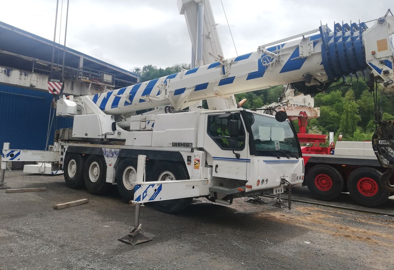 Liebherr LTM 1070 4.2 - Mobile crane: picture 4 Liebherr LTM 1070 4.2 - Mobile crane: picture 4