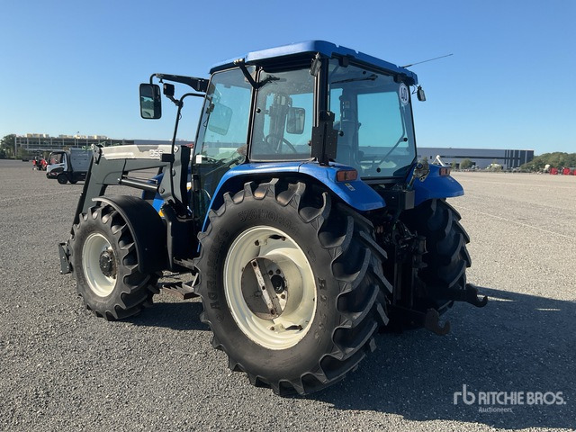 2005 New Holland TL100A 4WD Tractor - Farm tractor: picture 4 2005 New Holland TL100A 4WD Tractor - Farm tractor: picture 4