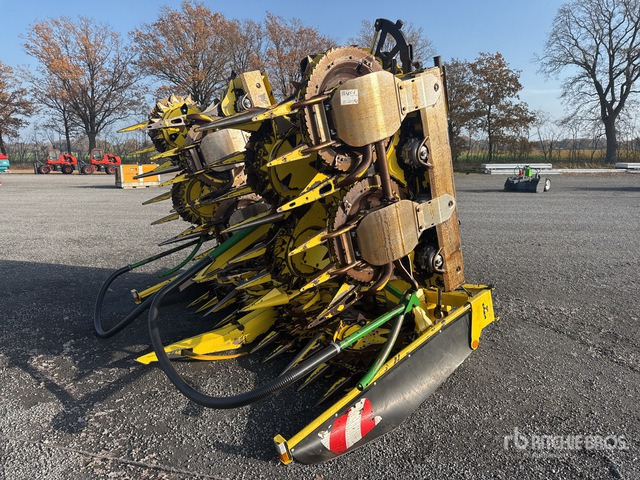 2011 Kemper 390 Plus Combine Header - Forage harvester attachment: picture 1 2011 Kemper 390 Plus Combine Header - Forage harvester attachment: picture 1