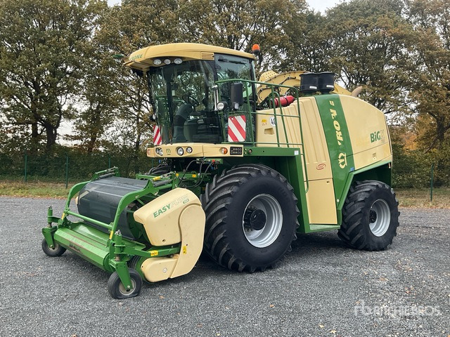 2011 Krone BIG X 700 4WD Forage Harvester - Forage harvester: picture 1 2011 Krone BIG X 700 4WD Forage Harvester - Forage harvester: picture 1