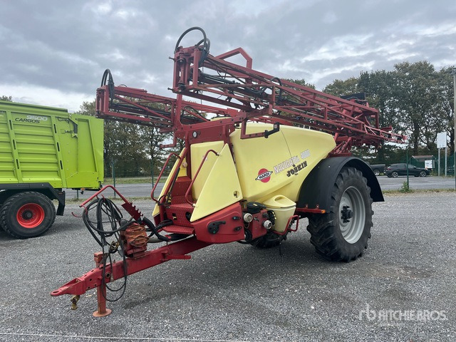 2012 Hardi Navigator 4000 24 m Pull-Type Sprayer - Trailed sprayer: picture 1 2012 Hardi Navigator 4000 24 m Pull-Type Sprayer - Trailed sprayer: picture 1