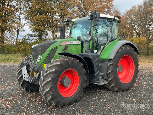 2019 Fendt 724 Vario ProfiPlus S4 4WD Tractor - Farm tractor: picture 1 2019 Fendt 724 Vario ProfiPlus S4 4WD Tractor - Farm tractor: picture 1