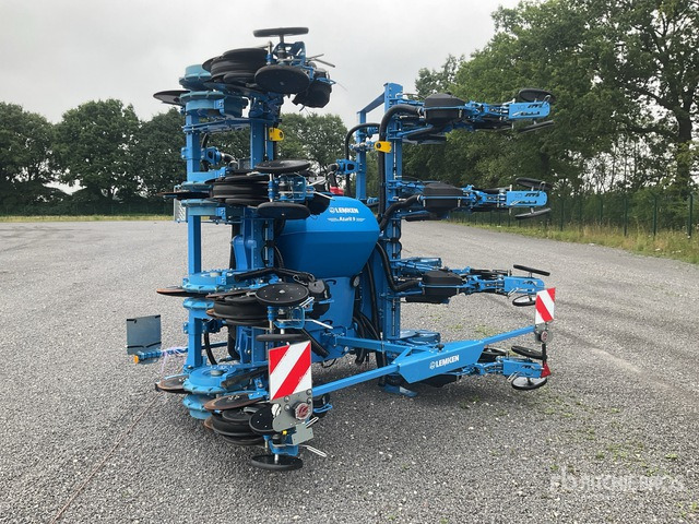 2021 Lemken Azurit 9 K8 Planter - Precision seeder: picture 3 2021 Lemken Azurit 9 K8 Planter - Precision seeder: picture 3