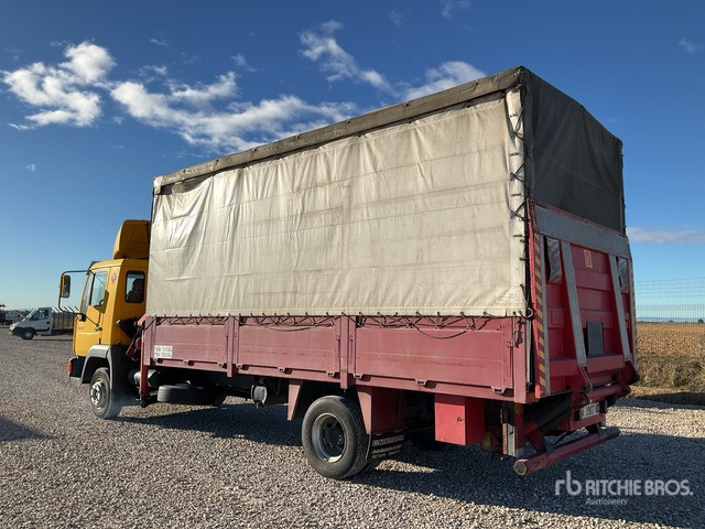 1996 MAN 10.223 1996 Palfinger PK7000 2960 kg K ... Flatbed Truck with Crane - Dropside/ Flatbed truck, Crane truck: picture 3 1996 MAN 10.223 1996 Palfinger PK7000 2960 kg K ... Flatbed Truck with Crane - Dropside/ Flatbed truck, Crane truck: picture 3