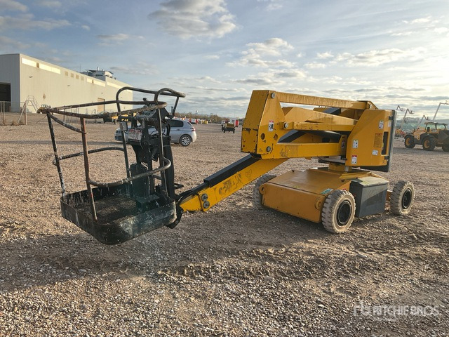 2004 Haulotte HA15I 2WD Electric Articulating Boom Lift - Articulated boom lift: picture 3 2004 Haulotte HA15I 2WD Electric Articulating Boom Lift - Articulated boom lift: picture 3