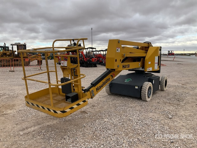 2004 Haulotte HA15I 2WD Electric Articulating Boom Lift - Articulated boom lift: picture 3 2004 Haulotte HA15I 2WD Electric Articulating Boom Lift - Articulated boom lift: picture 3