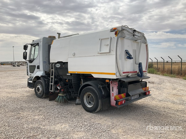 2006 Renault Midlum 220dCi Sweeper Truck - Road sweeper: picture 3 2006 Renault Midlum 220dCi Sweeper Truck - Road sweeper: picture 3